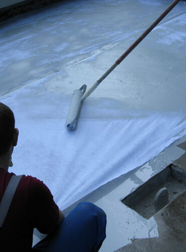 Гидроизоляционное покрытие кровли полимерной матикой Полилайн-04